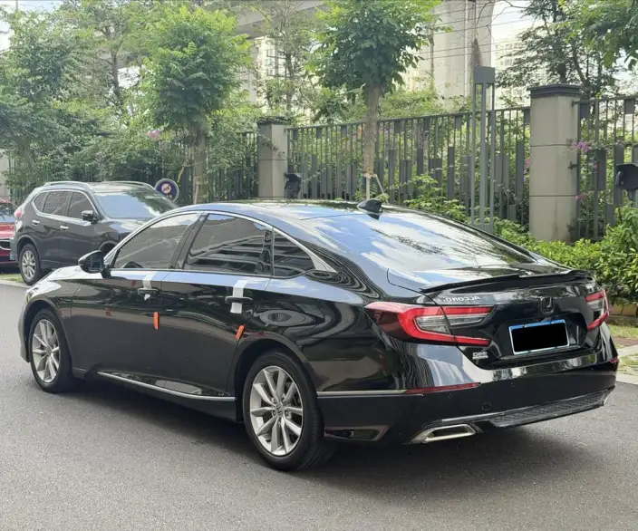 Honda Accord 2022 Model 260TURBO Deluxe Edition – фото 4