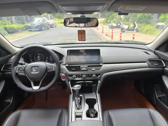 Honda Accord 2022 Model 260TURBO Deluxe Edition – фото 7