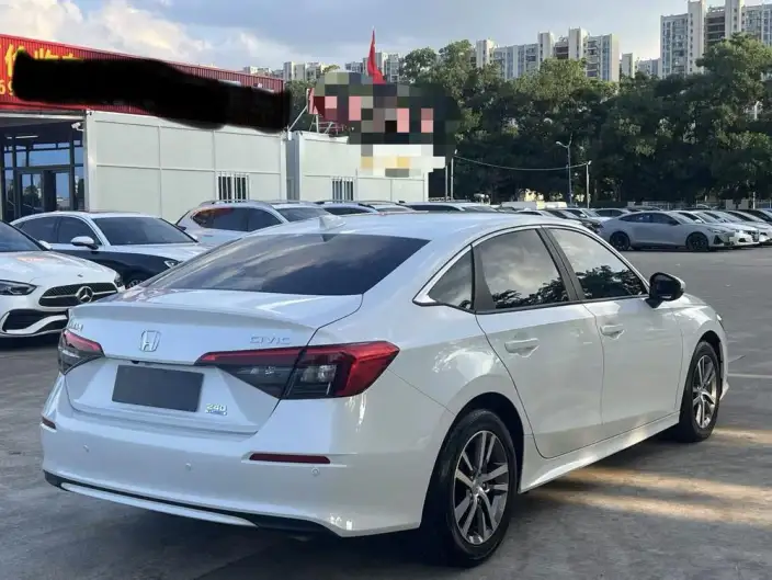 Honda Civic 2023 Model 240TURBO CVT Momentum Edition – фото 6