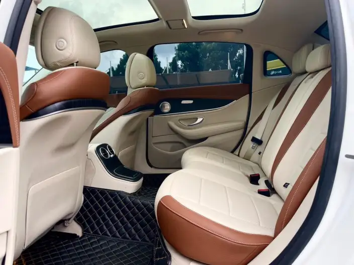 Mercedes-Benz E-Class 2022 Model Facelift E 260 L sedan – фото 9