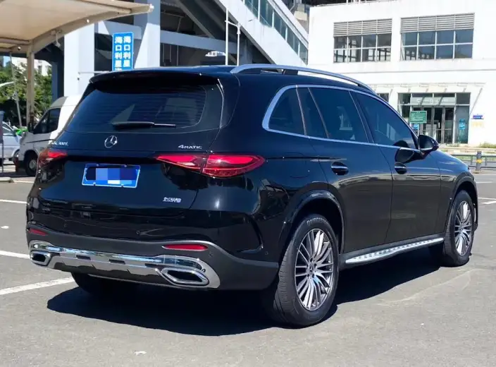 Mercedes-Benz GLC 2024 Model Facelift GLC 300 L 4MATIC Dynamic Model 5 seat – фото 6