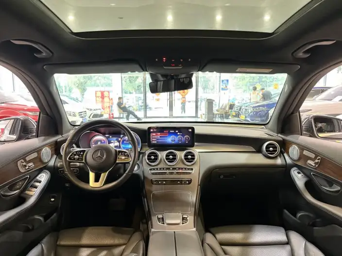 Mercedes-Benz GLC 2021 Model GLC 300 L 4MATIC Dynamic Model – фото 8
