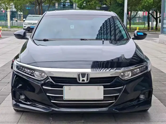 Honda Accord 2022 Model 260TURBO Deluxe Edition – фото 2