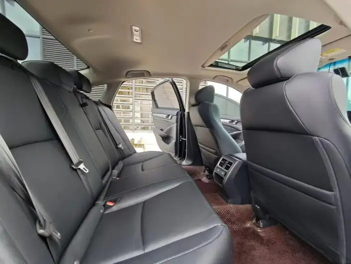 Honda Accord 2022 Model 260TURBO Deluxe Edition – фото 9