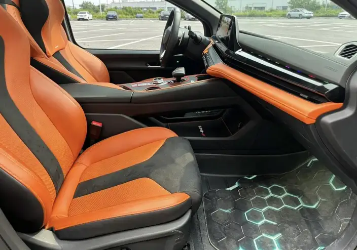 Changan UNI-V 2023 Model 1.5T Exclusive Model – фото 9