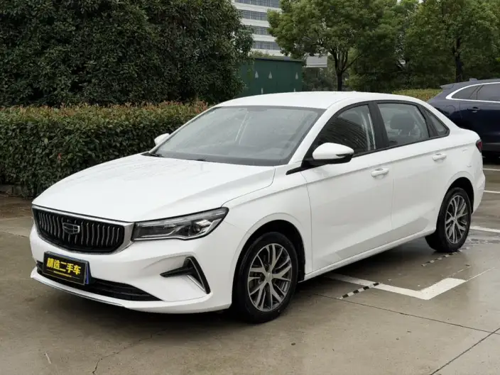 Geely Emgrand 2023 Model No. 4 Gen Champion Edition 1.5L Manual Luxury Model – фото 1