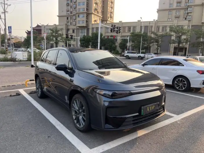 Leapmotor C10 2024 Model EV Edition 530 Comfort Edition – фото 3