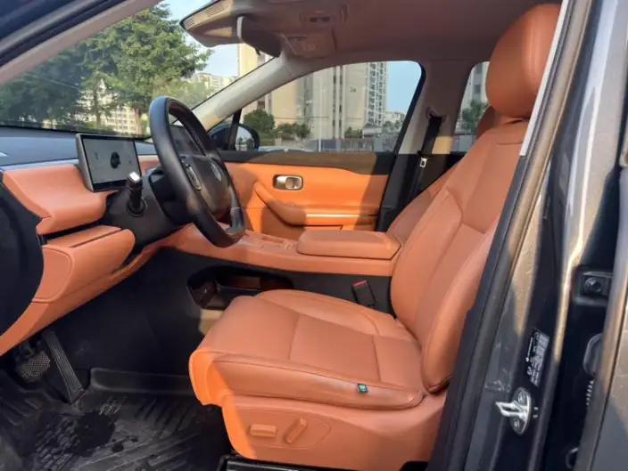 Leapmotor C10 2024 Model EV Edition 530 Comfort Edition – фото 9