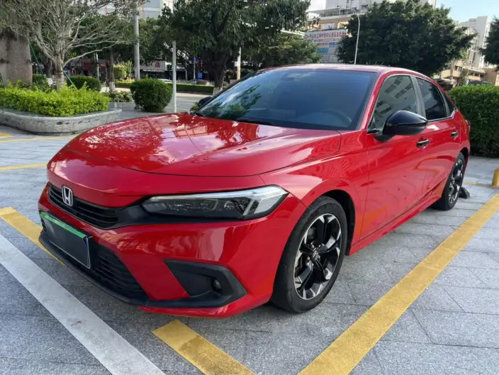Honda Civic 2022 Model 240TURBO CVT Combustion Edition – фото 1