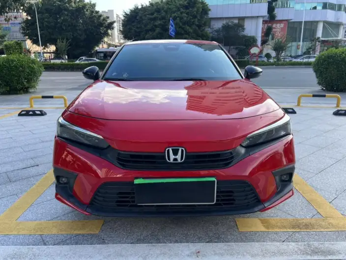 Honda Civic 2022 Model 240TURBO CVT Combustion Edition – фото 2