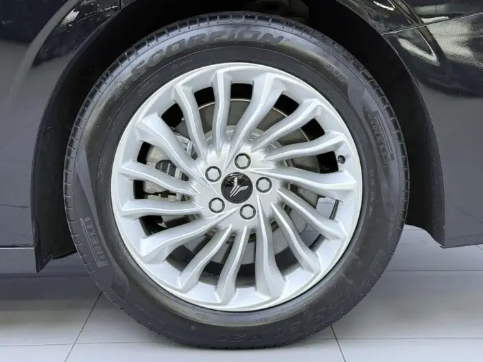 VOYAH Dreamer PHEV 2024 Model Ultra-long Endurance Premium Edition – фото 9
