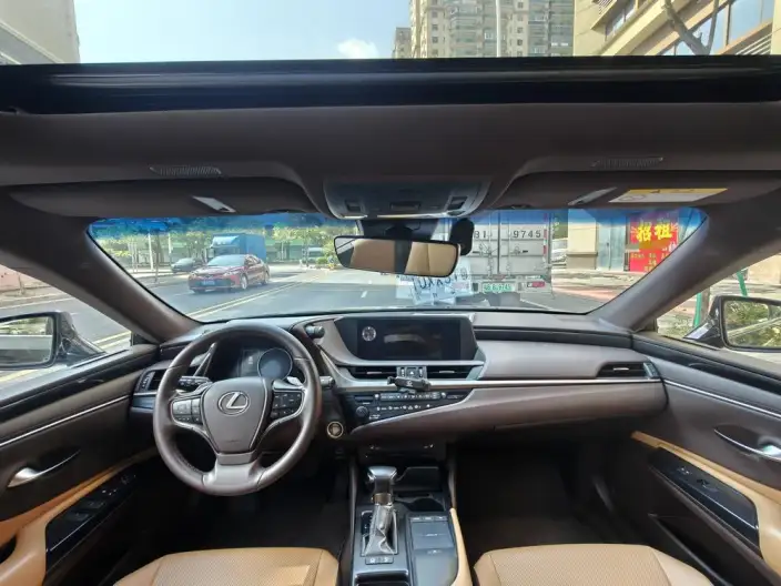 Lexus ES 2020 Model 200 Superior Edition China VI – фото 7