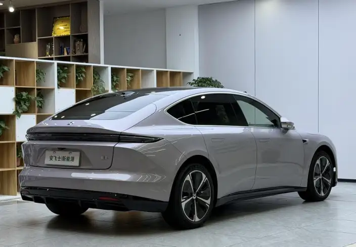 NIO ET5 2025 Model 75kWh – фото 5