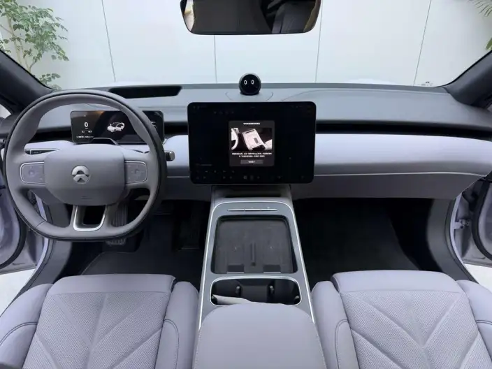 NIO ET5 2025 Model 75kWh – фото 10