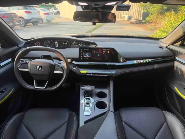 Changan UNI-V 2022 Model 1.5T Noble Model – фото 6
