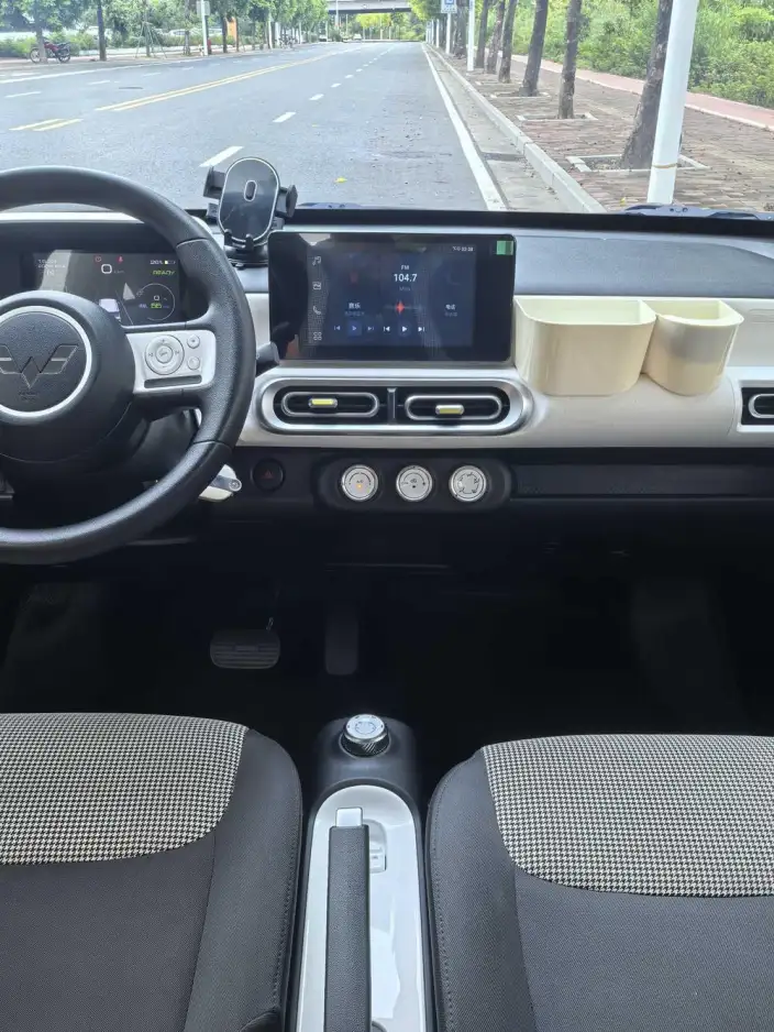 Wuling Hongguang MINIEV 2024 Model 215km Advanced version Lithium Iron Phosphate – фото 7