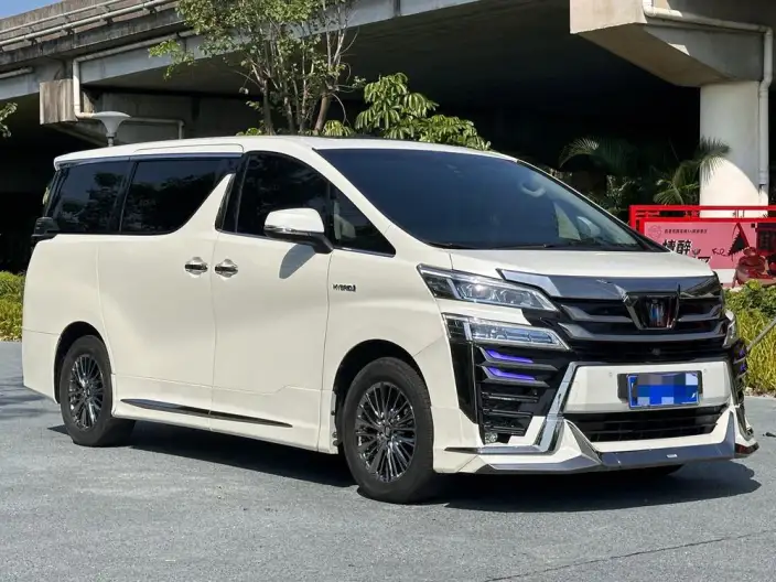 Vellfire 2021 Model Toyota Crown Hybrid 2.5L HV Deluxe Edition – фото 3