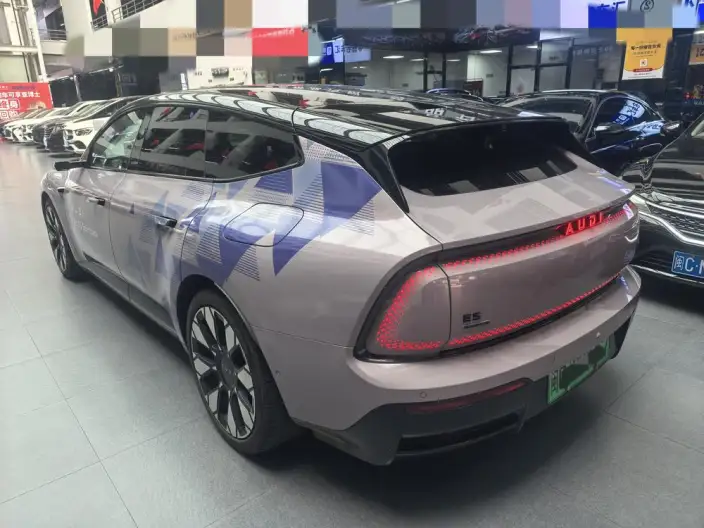 AUDI E5 Sportback 2026 Model Flagship quattro Model – фото 4