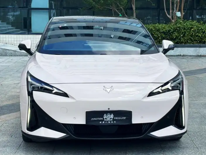 Arcfox α-S 5 2024 Model 560MAX 185kW – фото 2