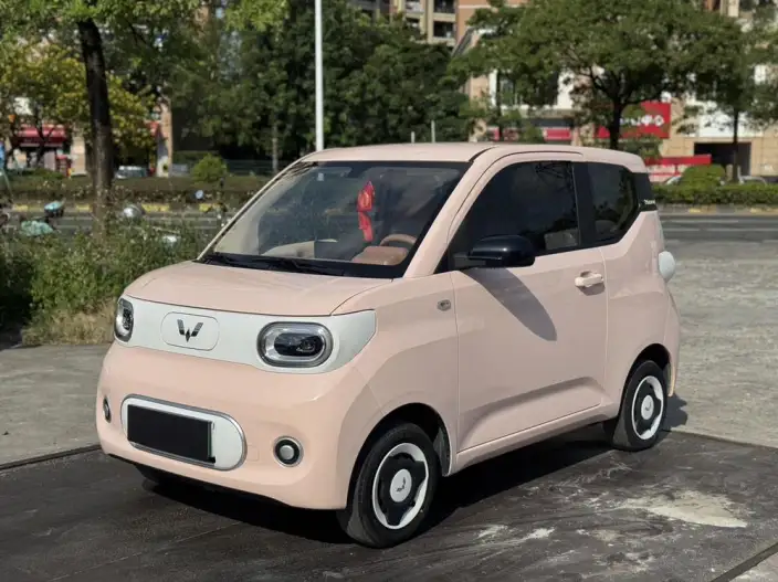 Wuling Hongguang MINIEV 2024 Model 215km Advanced version Lithium Iron Phosphate – фото 1