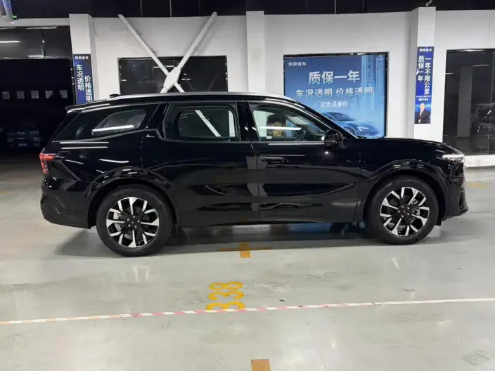 Ford Edge 2026 Model Ford Edge L 2.0T EcoBoost E Hybrid 4WD VII seat Supreme Model – фото 7