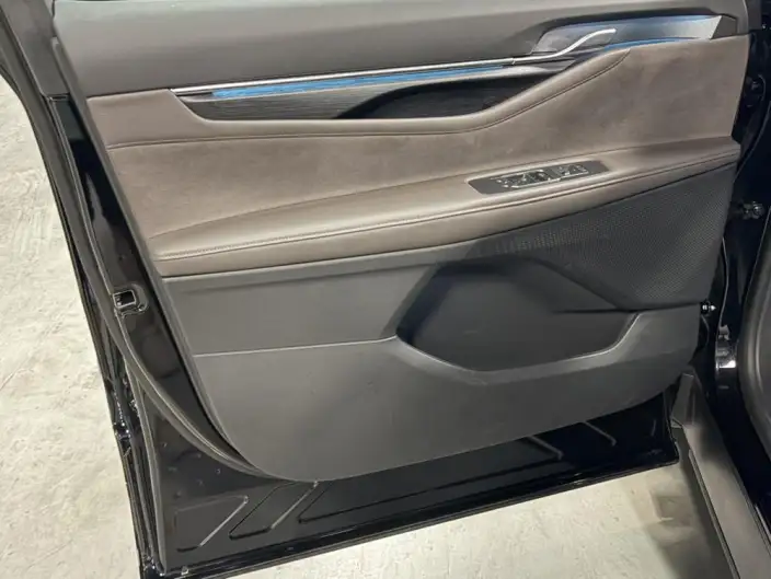 Ford Edge 2026 Model Ford Edge L 2.0T EcoBoost E Hybrid 4WD VII seat Supreme Model – фото 10