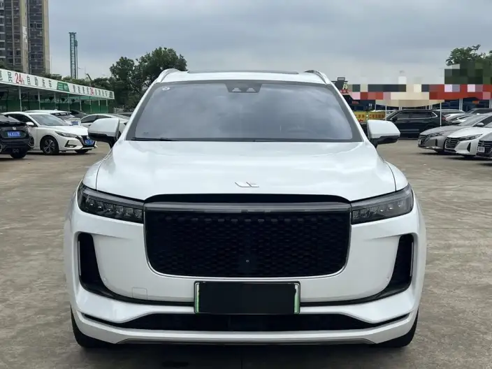Li Auto ONE 2020 Model Extended Range 6 seat Edition – фото 2