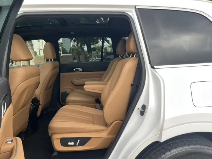 Li Auto ONE 2020 Model Extended Range 6 seat Edition – фото 9