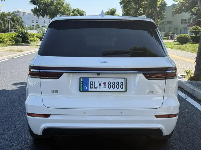 Li Auto ONE 2021 Model Extended Range 6 seat Edition – фото 5