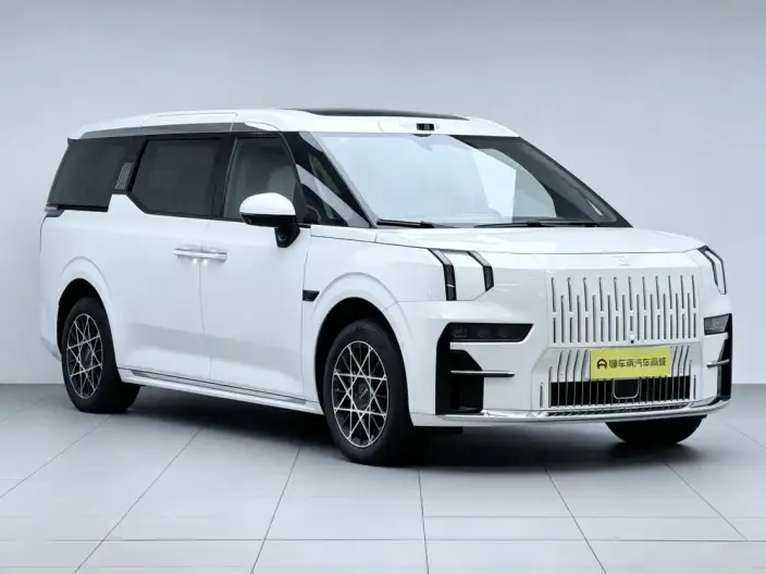 ZEEKR 009 2024 Model VI seat Executive Edition 4WD 108kWh