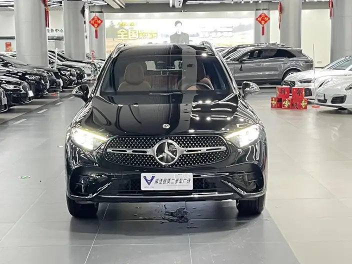 Mercedes-Benz GLC 2024 Model Facelift GLC 300 L 4MATIC Dynamic Model 5 seat – фото 2