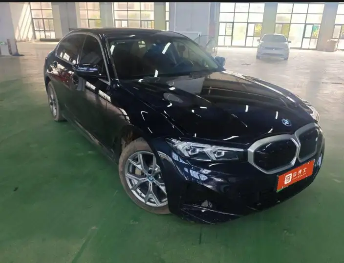 BMW i3 2023 Model eDrive35L – фото 2
