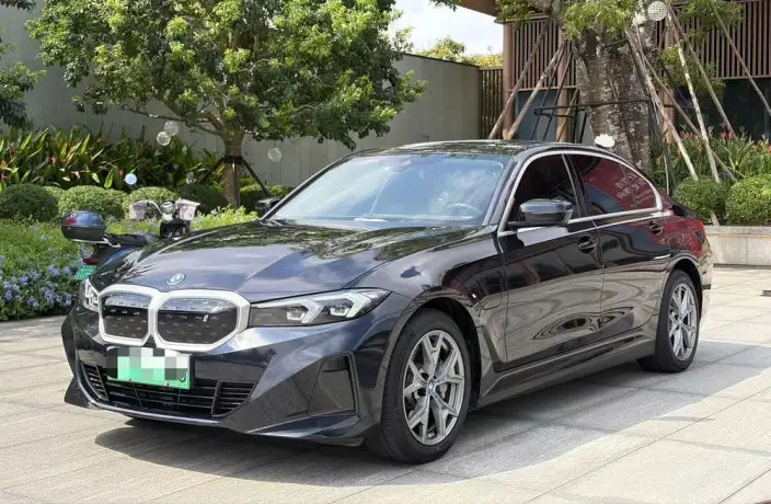 BMW i3 2023 Model eDrive35L – фото 10