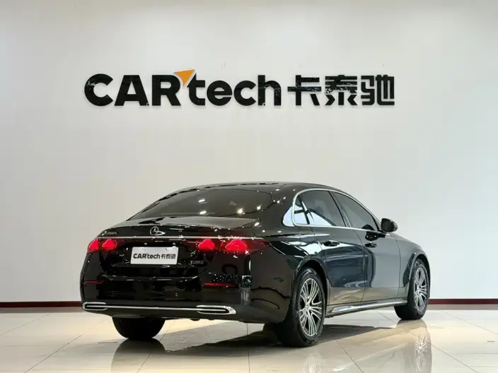 Mercedes-Benz E-Class 2026 Model E 260 L Classic Edition – фото 7