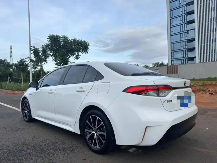 Toyota Levin 2023 Model Hybrid 1.8L Leading version – фото 4