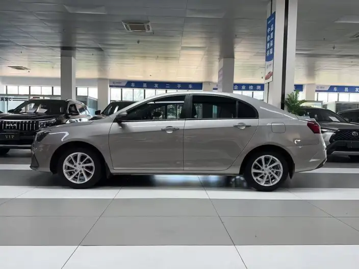 Geely Emgrand 2021 Model UP 1.5L CVT Luxury Model – фото 3