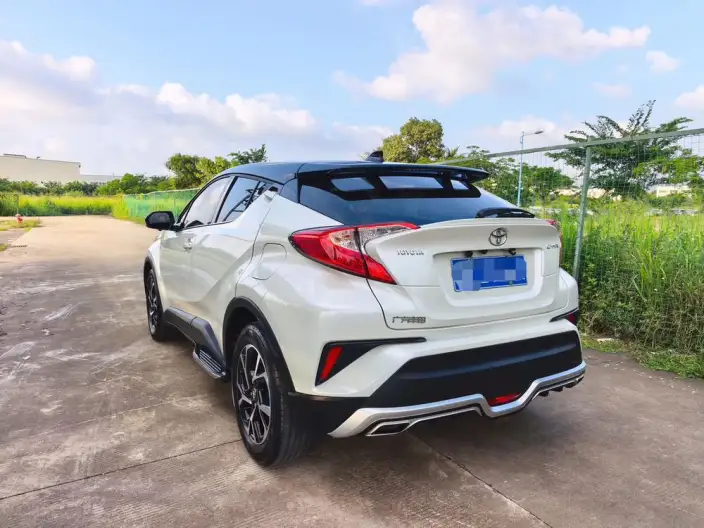Toyota C-HR 2020 Model 2.0L Leading version – фото 4