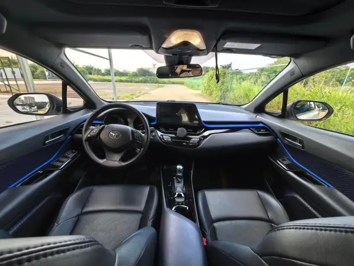 Toyota C-HR 2020 Model 2.0L Leading version – фото 7
