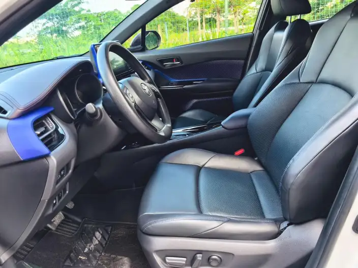 Toyota C-HR 2020 Model 2.0L Leading version – фото 10