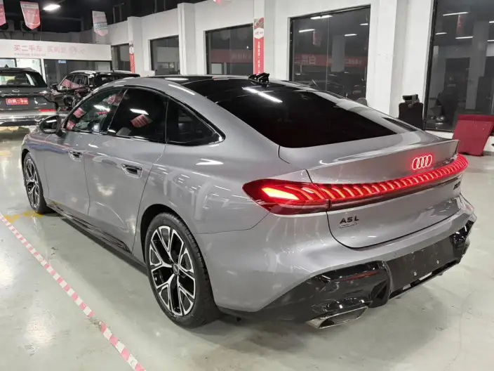 Audi A5 L Sportback 2026 Model 2.0TFSI 150kW Exclusive quattro Model – фото 5