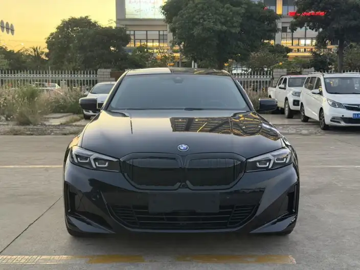 BMW i3 2022 Model eDrive35L – фото 2
