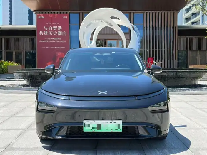 XPeng P7 2022 Model 625E – фото 2