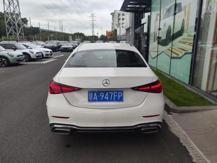 Mercedes-Benz C-Class 2025 Model C 200 L Sports Edition – фото 3