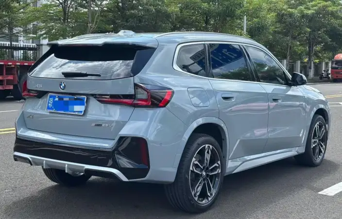 BMW X1 2026 Model sDrive25Li X Design Set – фото 6