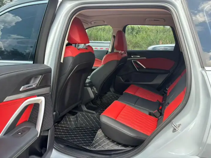 BMW X1 2026 Model sDrive25Li X Design Set – фото 10