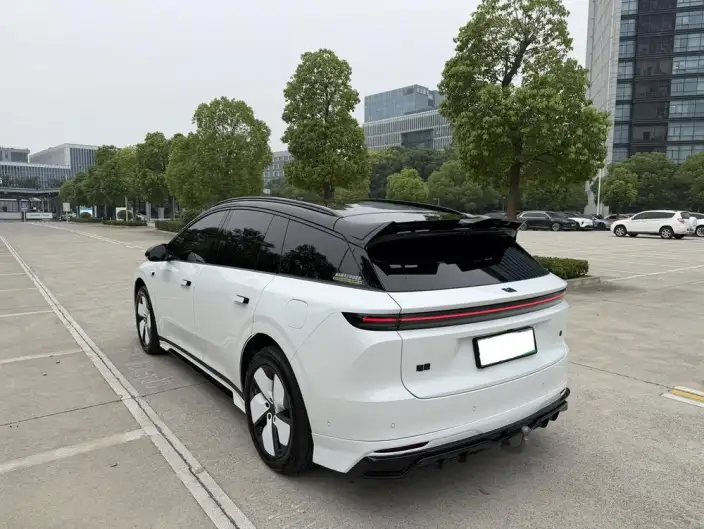 Li Auto i6 2025 Model 2WD Standard Edition – фото 5