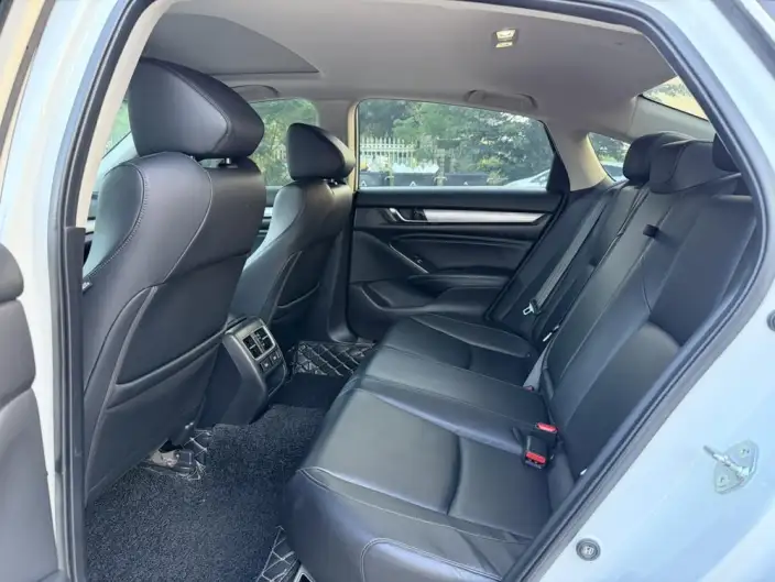 Honda Accord 2022 Model 260TURBO Deluxe Edition – фото 9