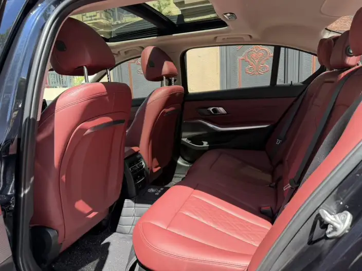 BMW 3 Series 2023 Model 325Li M Sports Set – фото 9