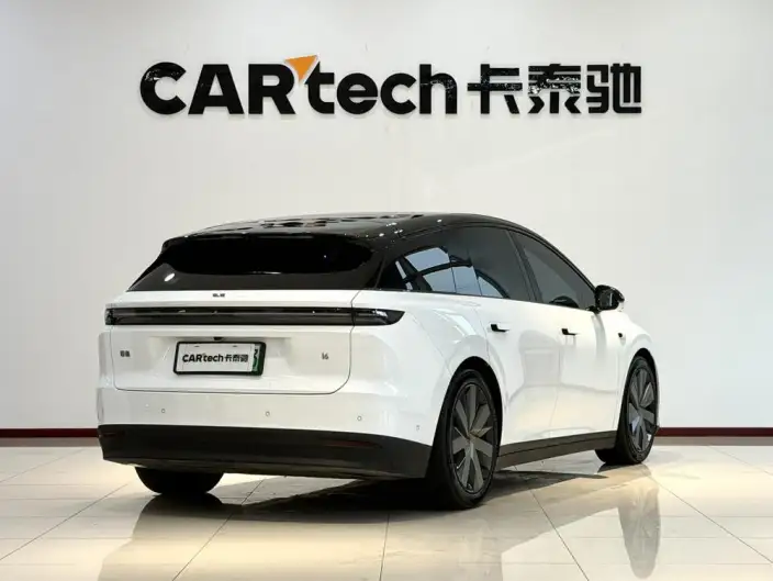 Li Auto i6 2025 Model 4WD Standard Edition – фото 7