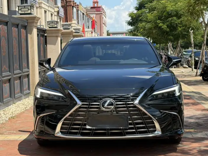 Lexus ES 2025 Model 200 Premium – фото 2